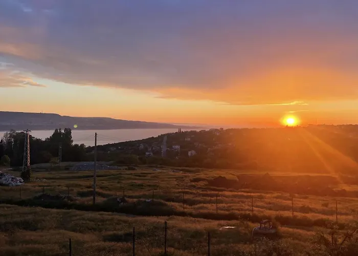 فيلة Sea Sky House فارنا